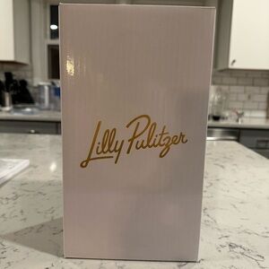 NWT Lilly Pulitzer lemonade pitcher with glasses!